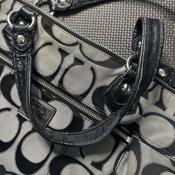 Coach Poppy Signature Black And Grey Shoulder Tote Bag - Picture 4 of 8